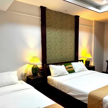 Bangkok Natural Spa Resort And Suite
