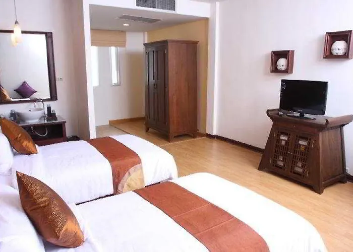 Natural And 5* Bangkok