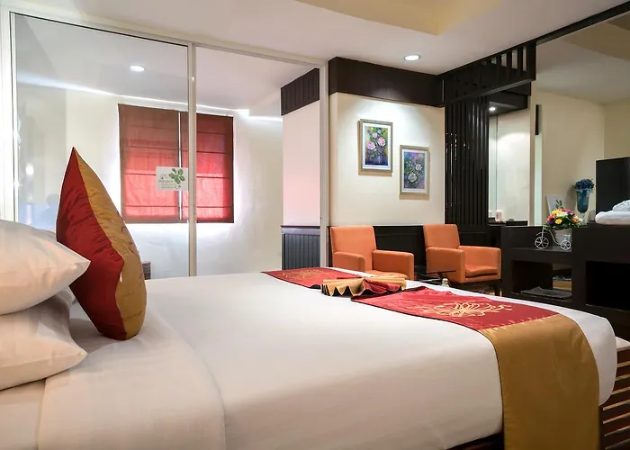 Natural And 5*